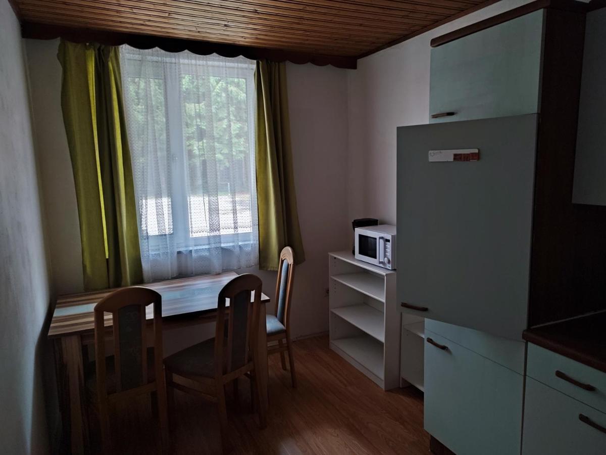 Отель Pension Victoria Унтербург-ам-Клопайнер-Зее Экстерьер фото